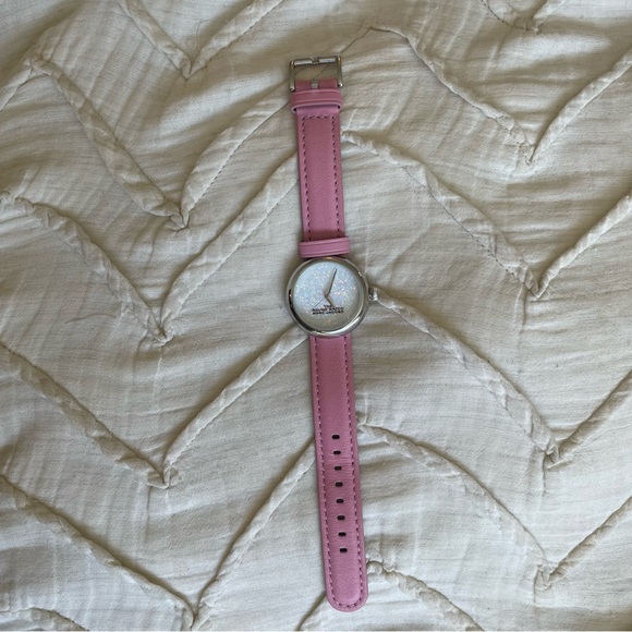 Marc Jacobs The Round Watch 32mm Pink Leather Band Iridescent Watch Face - Picture 9 of 13